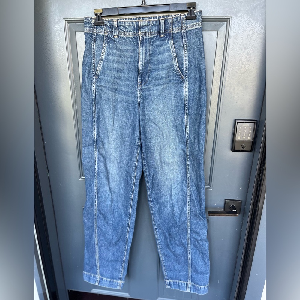Madewell Straight-Leg Midwash Denim Jeans